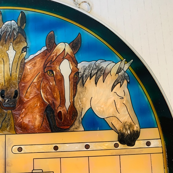 Amia Linda McFadden Sun Catcher Welcome Sign Horses Equestrian Stain Glass - Picture 7 of 14